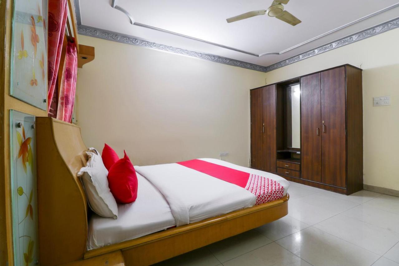Oyo 71675 New Aishwarya Comforts Bangalore Exterior foto