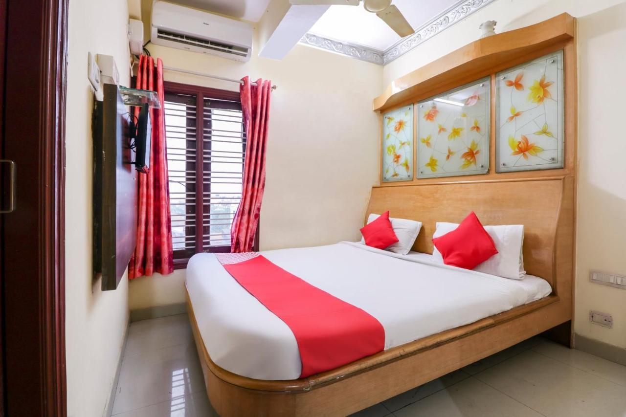 Oyo 71675 New Aishwarya Comforts Bangalore Exterior foto