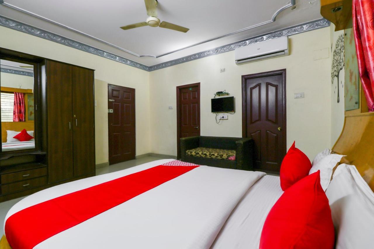 Oyo 71675 New Aishwarya Comforts Bangalore Exterior foto